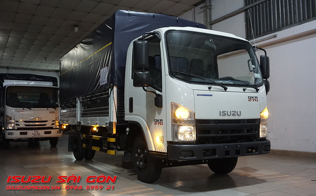 Xe tải Isuzu QKR 270 Tải 2T4 2T8 2